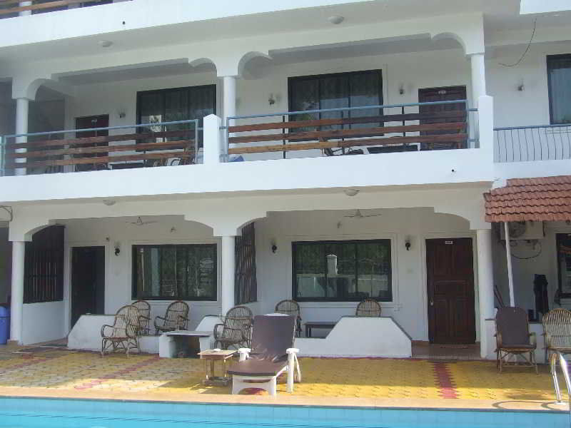 Pleasure Beach Resort Morjim Exterior photo